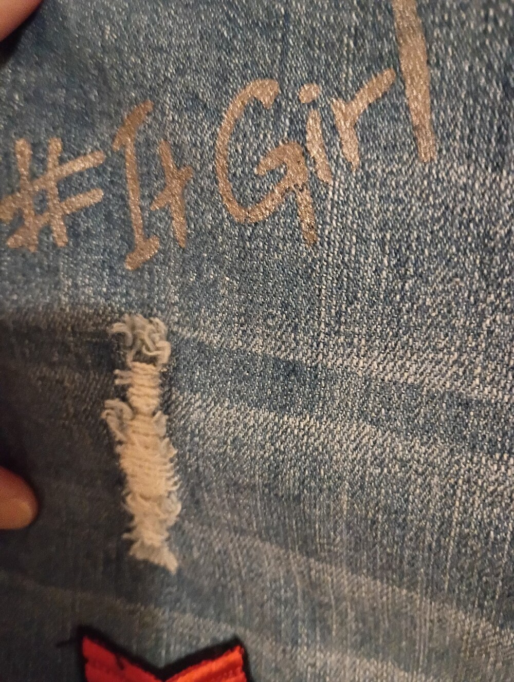 Distressed Jeans - Picture 4 of 8